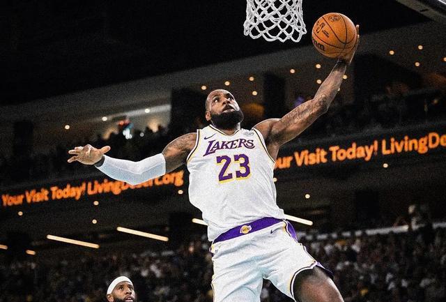 骑士击败黄蜂，詹姆斯的个人表现引人瞩目