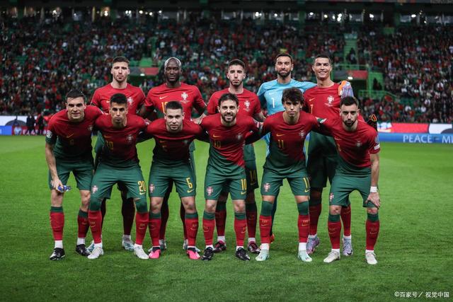 德国队对阵葡萄牙队，争夺欧洲杯出线权