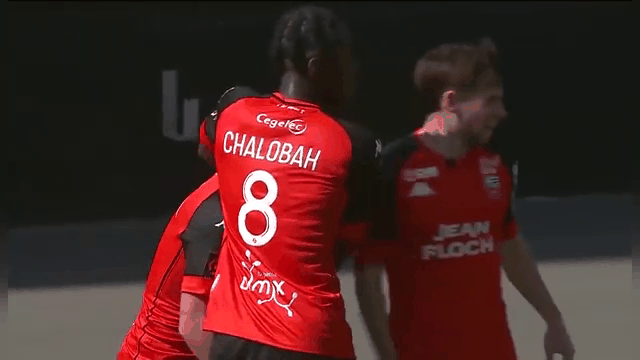 利物浦球员闪光，帮助球队取得胜利