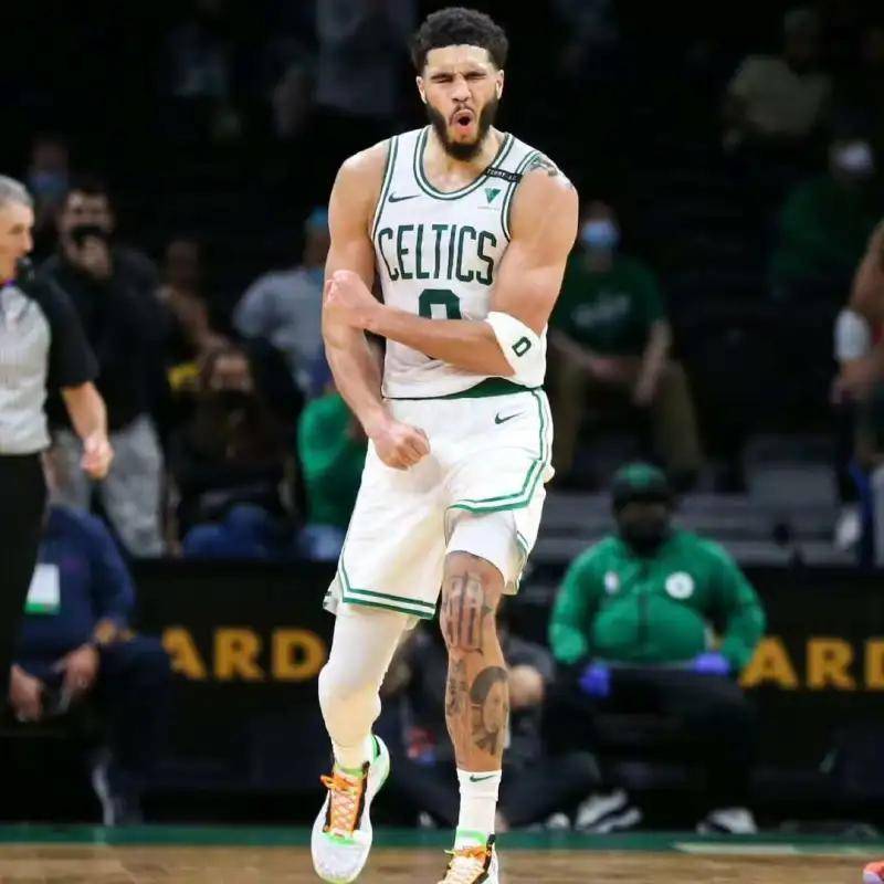 塔图姆迎来七赛季高光表现，G2球迷沸腾！的简单介绍